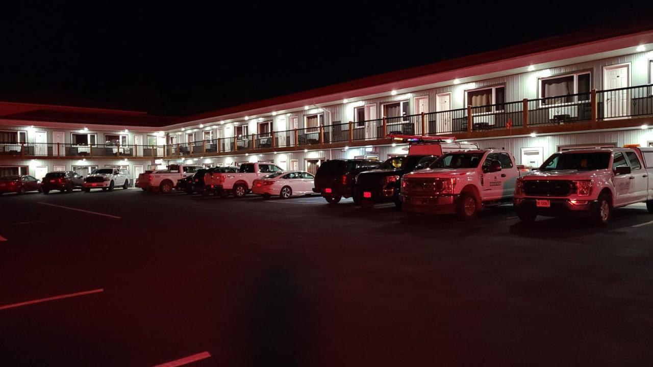 Outdoorsman Motel Wawa Zewnętrze zdjęcie