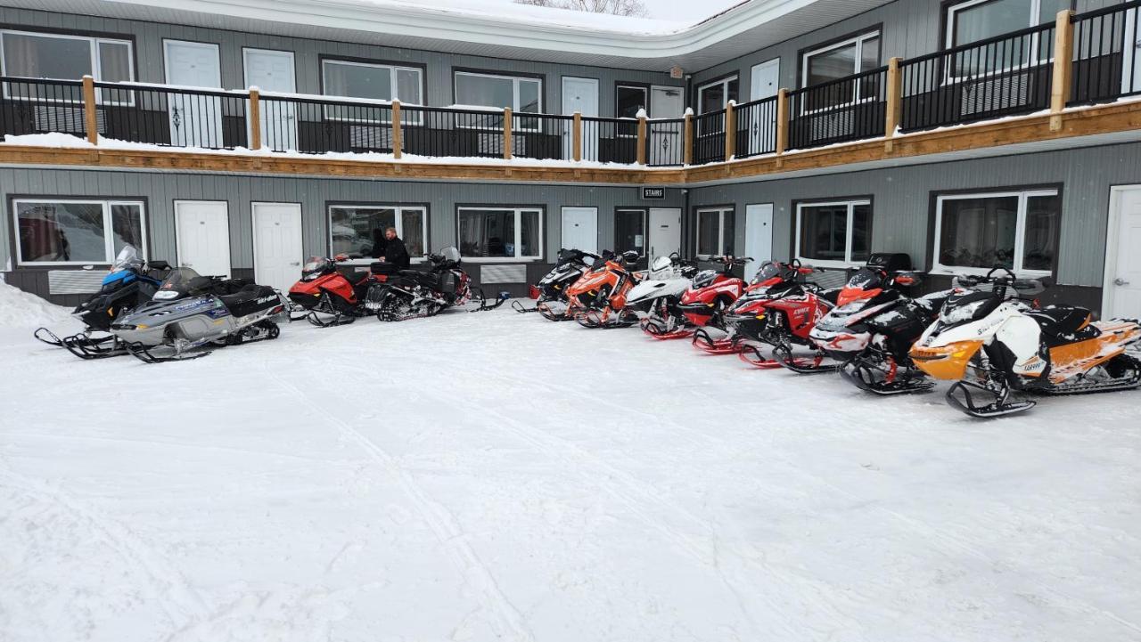 Outdoorsman Motel Wawa Zewnętrze zdjęcie